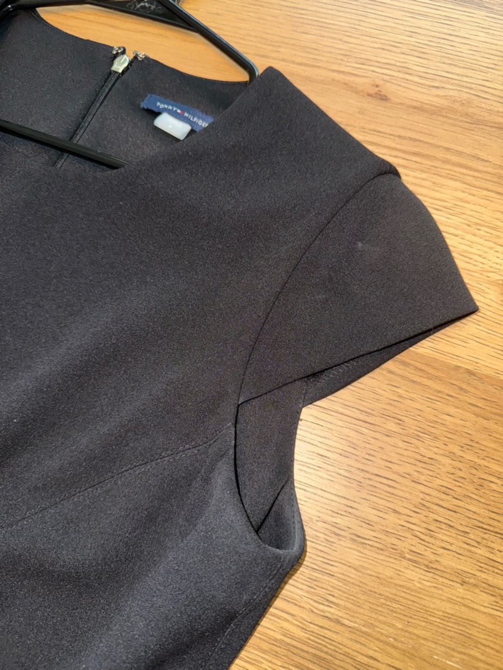 Tommy Hilfiger | Black Cap-Sleeve Fit & Flare Midi Dress | Size 6 - Picture 3 of 11